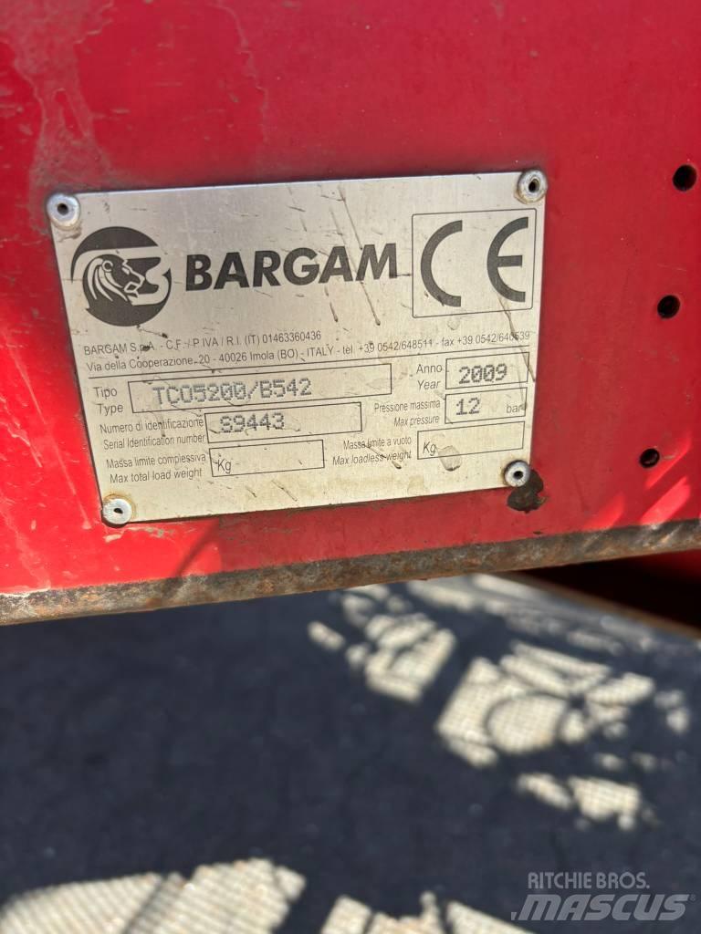 Bargam 5200 Compact Причіпні обприскувачі