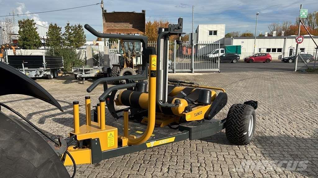 Tanco A100-EH Фуражні комбайни