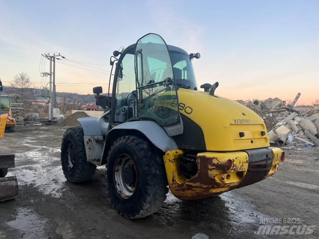 Kramer-allrad 880 Фронтальні навантажувачі
