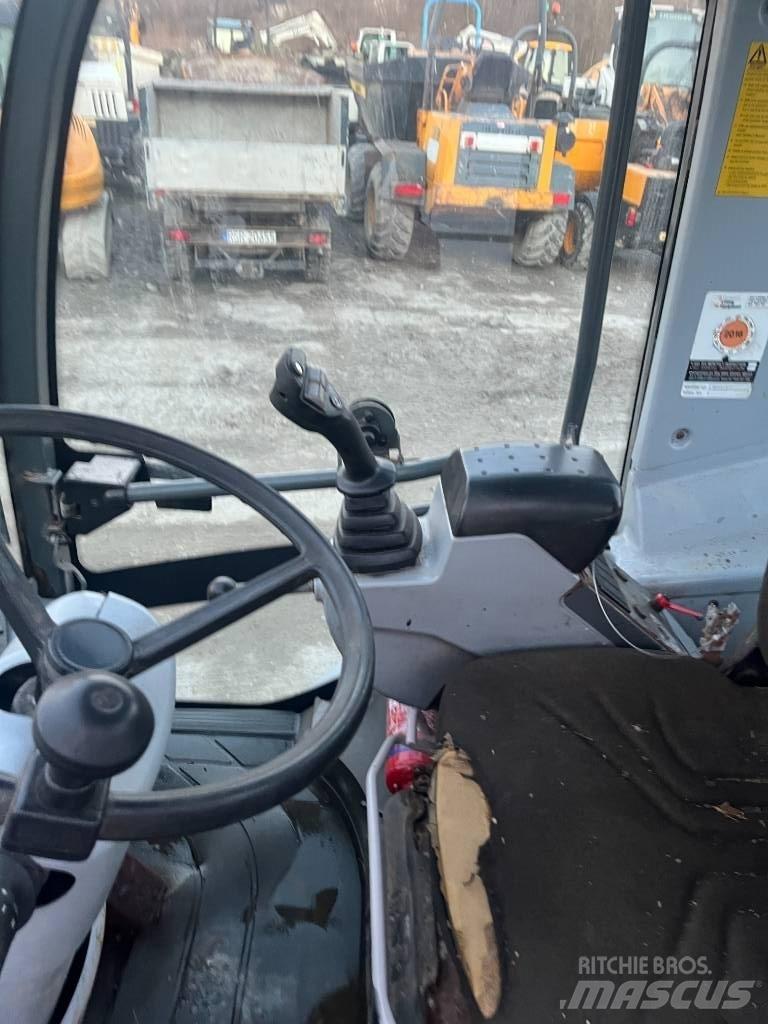 Kramer-allrad 880 Фронтальні навантажувачі