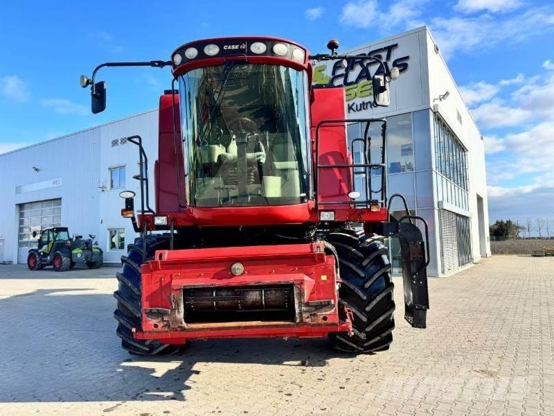 Case IH AF 5088 Зернозбиральні комбайни