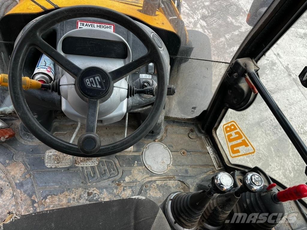 JCB 3 CX Contractor Колісні екскаватори