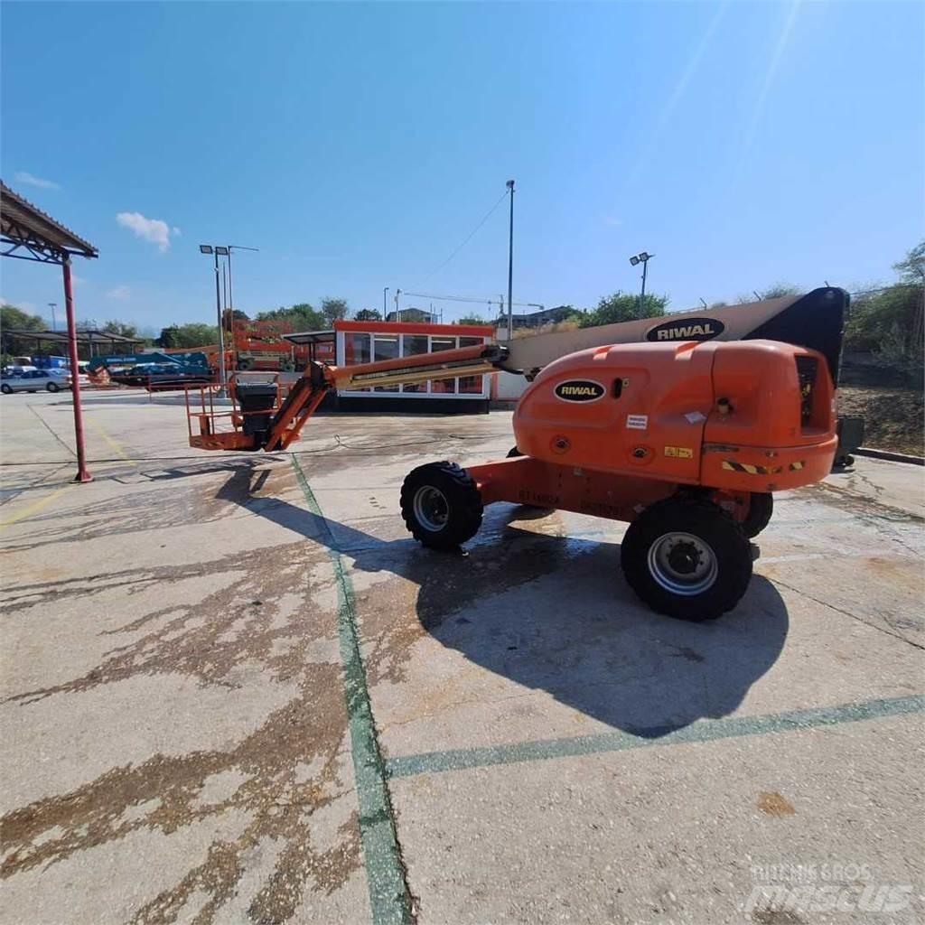 JLG 460SJ Телескопічні підйомники