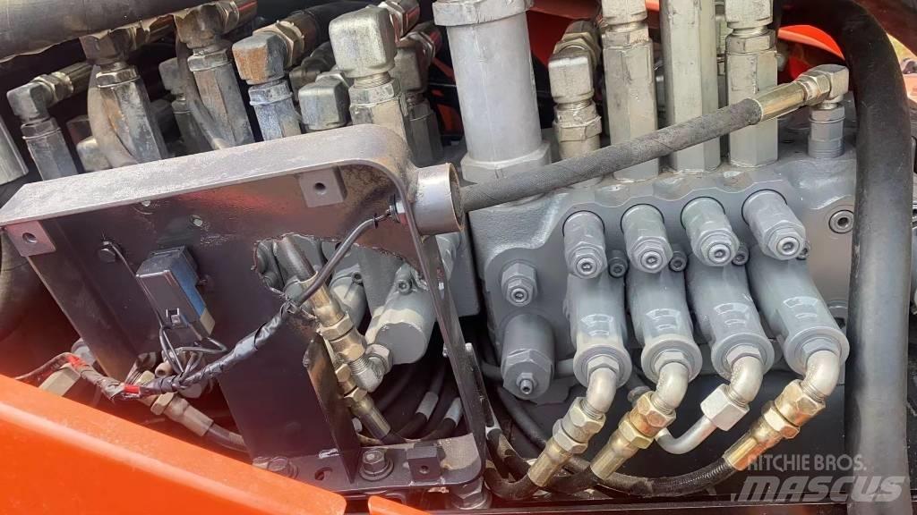 Kubota KX185 Середні екскаватори 7т. - 12т.