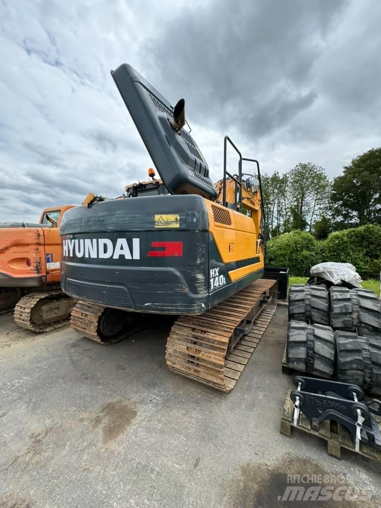 Hyundai HX 140L Гусеничні екскаватори