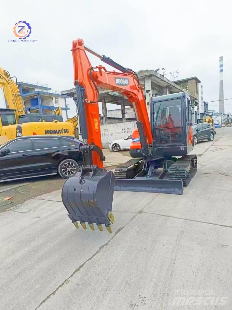 Doosan DX 55 Міні-екскаватори < 7т