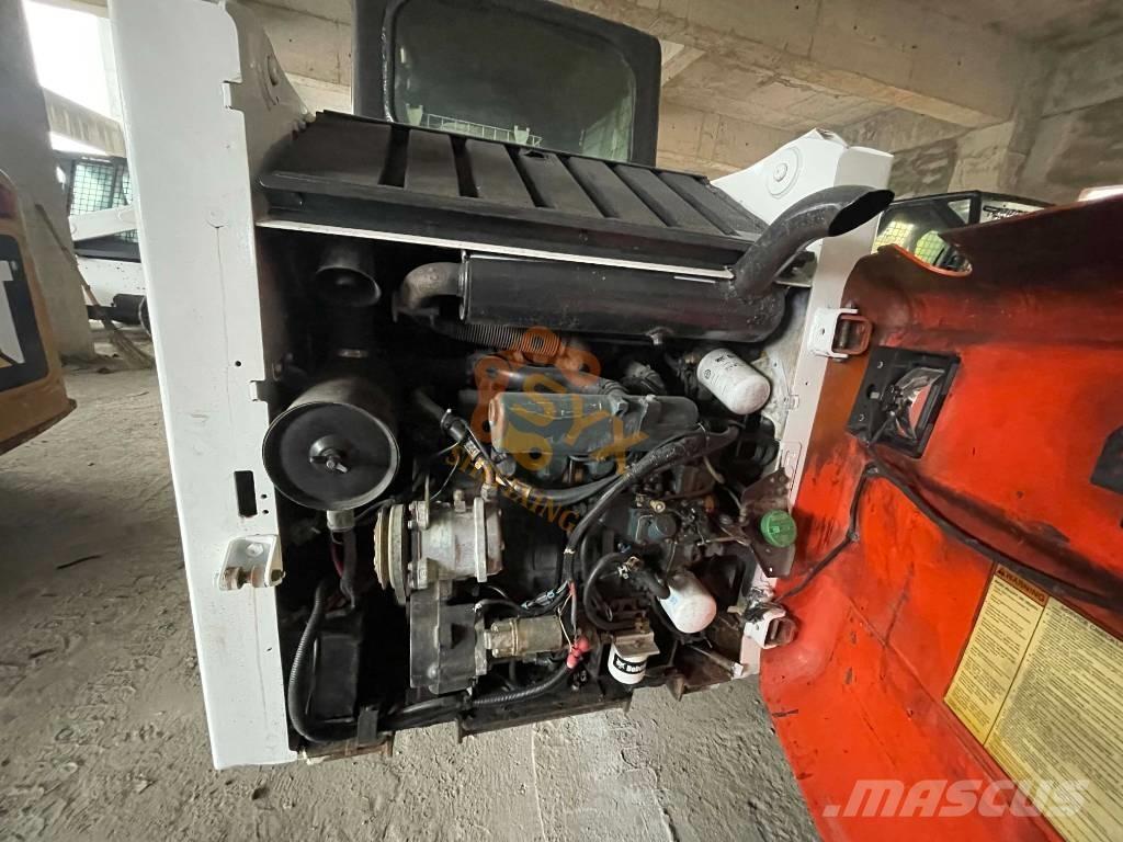 Bobcat S160 Міні-навантажувачі