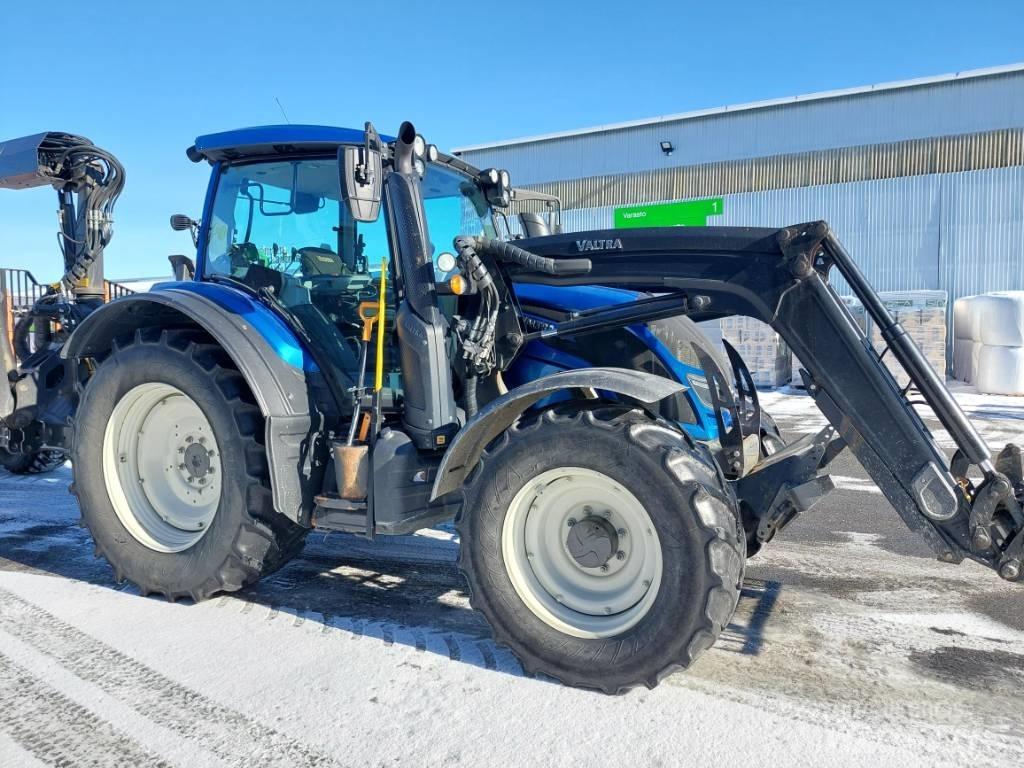 Valtra N 154 Трактори