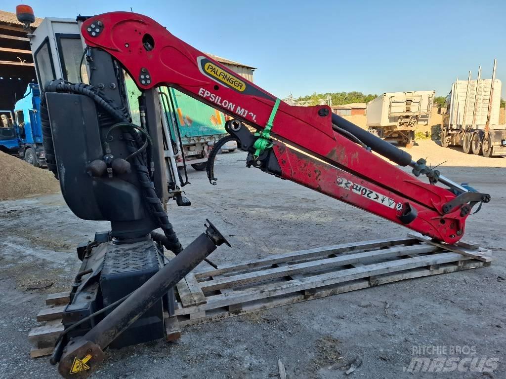 Epsilon M 12 L Лісозаготівельні крани