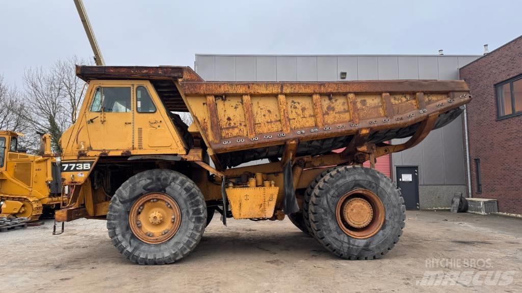 CAT 773 B Кар`єрні самоскиди