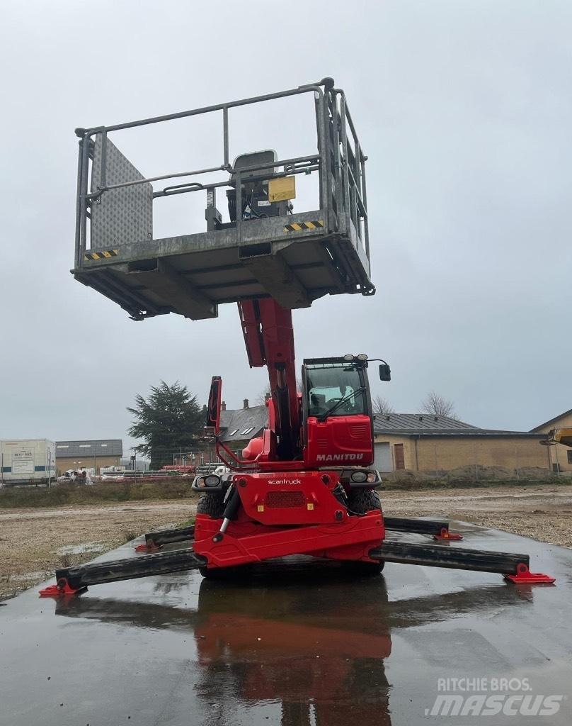 Manitou MRT 3050+ Телескопічні навантажувачі