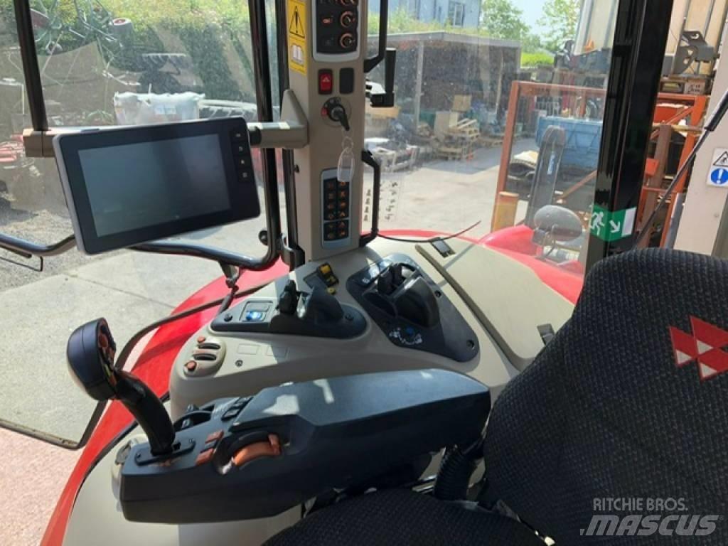 Massey Ferguson 7718 Трактори