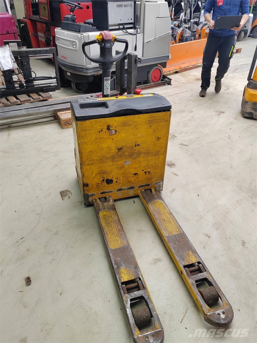 OM TL 18 Ручний візок