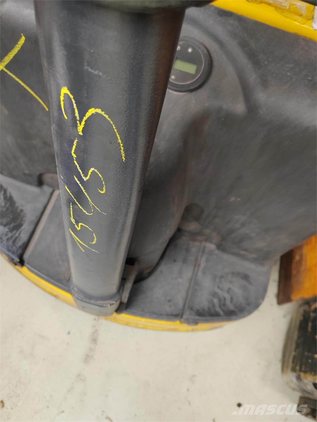 OM TL 18 Ручний візок