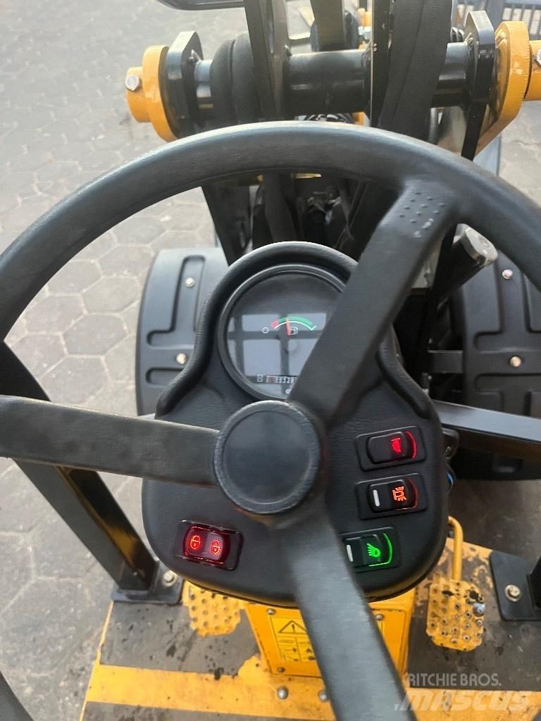 Gehl AL 140 Малі навантажувачі