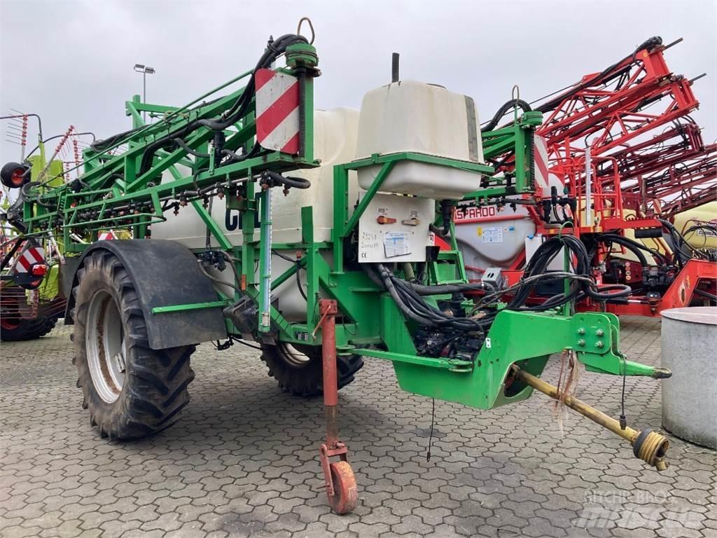 CHD D 4027 Причіпні обприскувачі