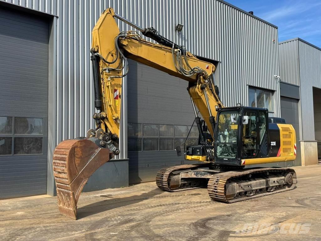 CAT 323EL Гусеничні екскаватори