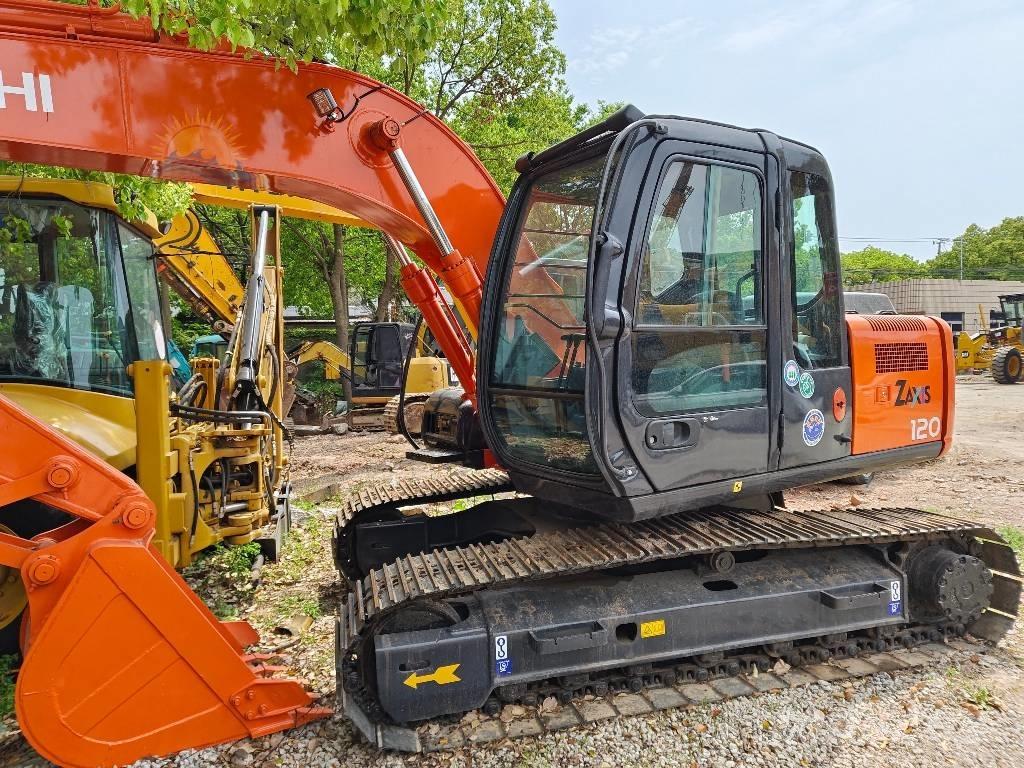 Hitachi ZX 120 Гусеничні екскаватори