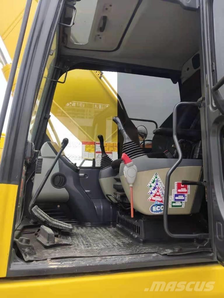 Komatsu PC 200 Гусеничні екскаватори