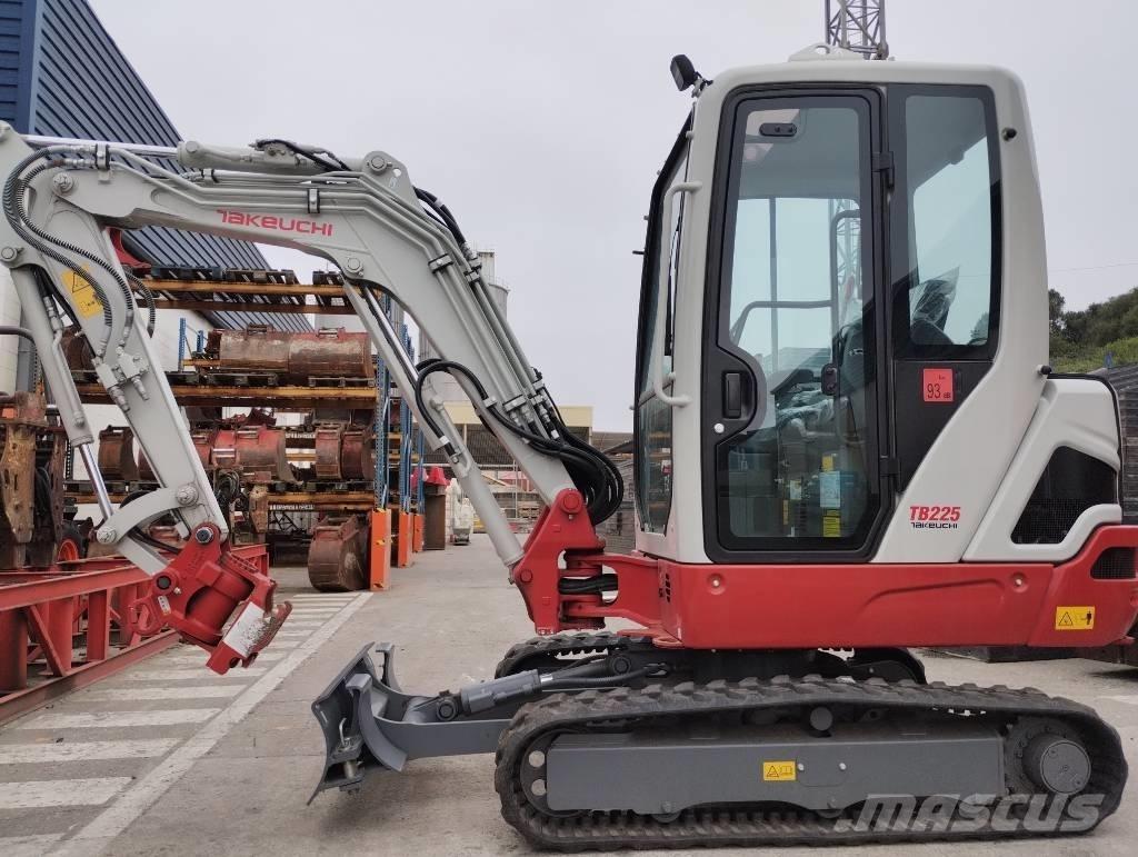 Takeuchi TB 225 Міні-екскаватори < 7т