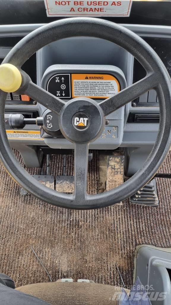 CAT 428 C Turbo Екскаватори-навантажувачі