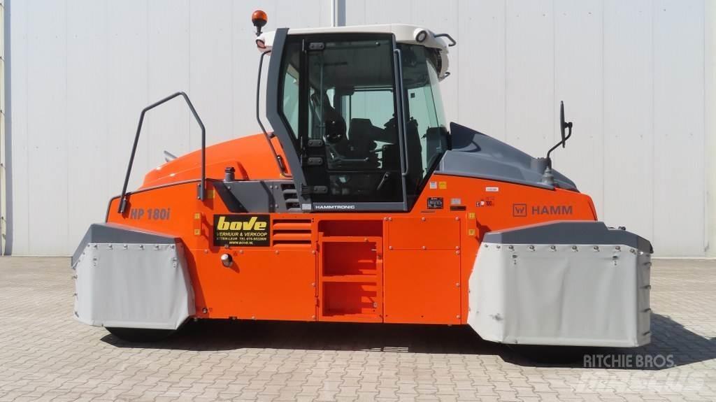 Hamm HP 180i Пневматичні катки