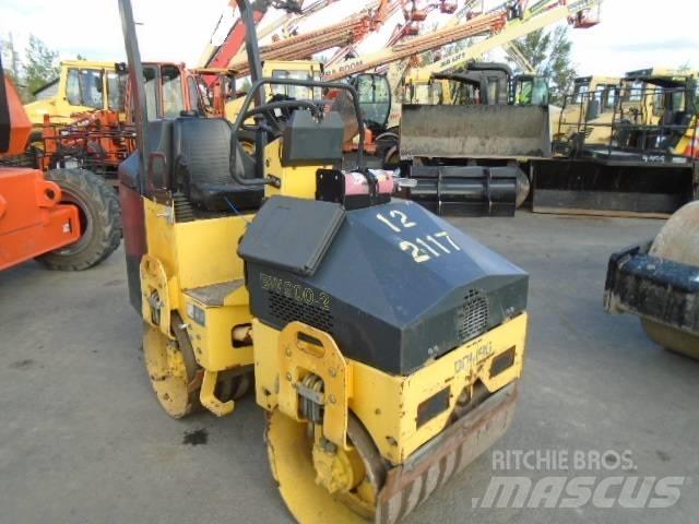 Bomag BW 900-2 Котки тротуарні