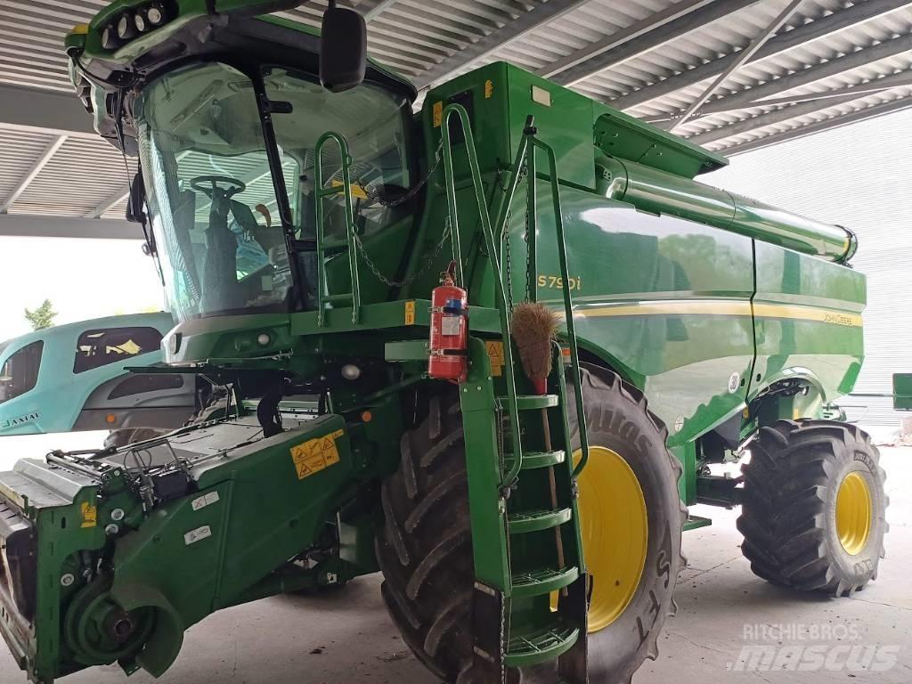 John Deere S790i Зернозбиральні комбайни