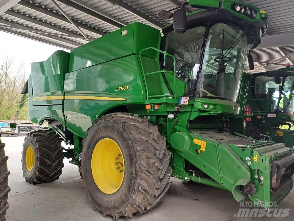 John Deere S790i Зернозбиральні комбайни