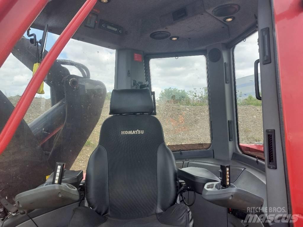 Komatsu 931XC-2 Харвестери