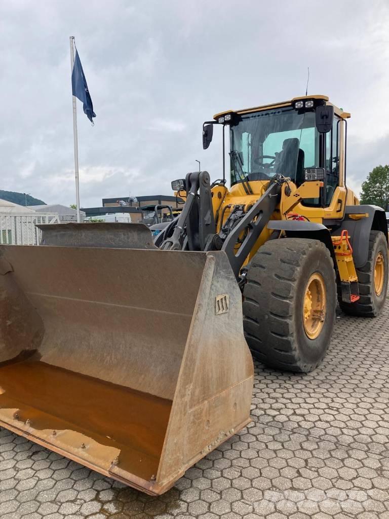 Volvo L 70 H Фронтальні навантажувачі
