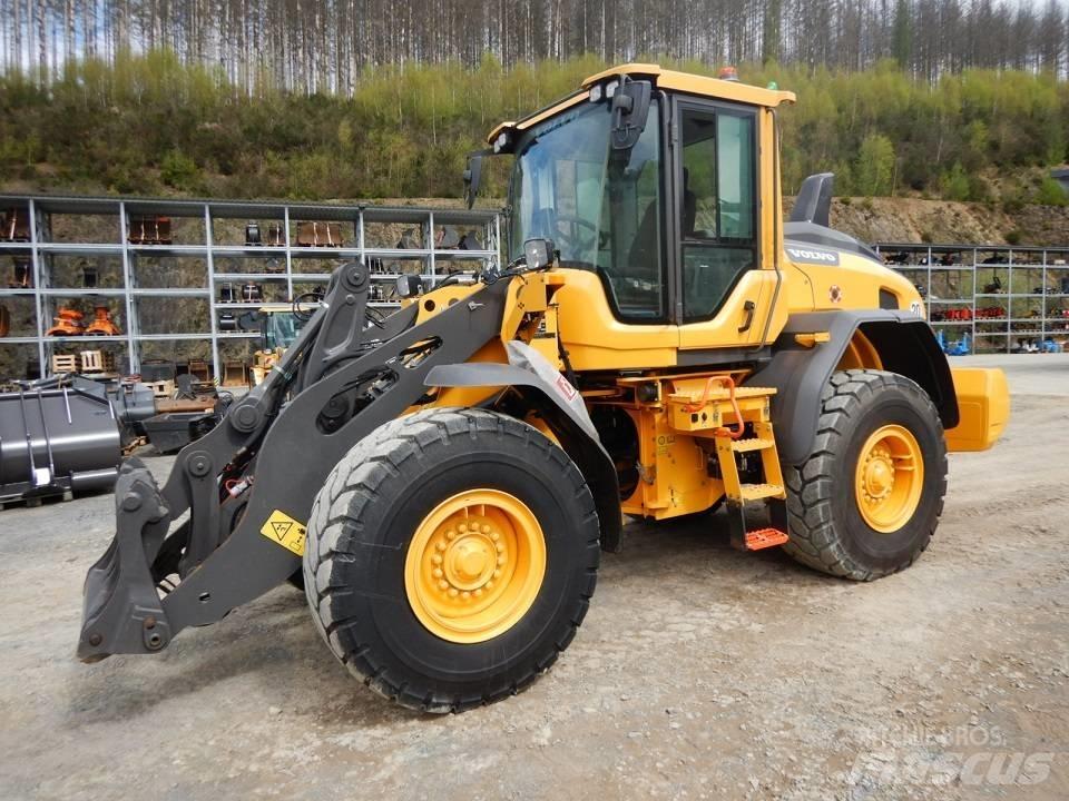 Volvo L 70 H Фронтальні навантажувачі