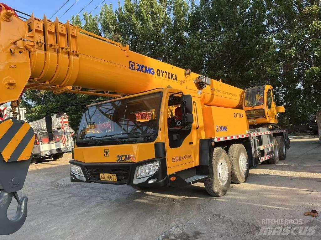 XCMG QY70KA автокрани