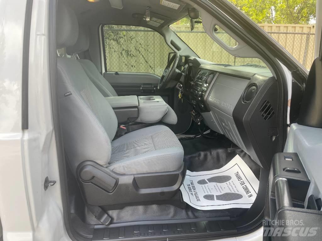 Ford F 550 Вантажівки / спеціальні
