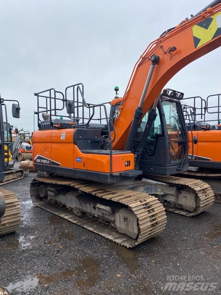 Doosan DX 140 LC Гусеничні екскаватори