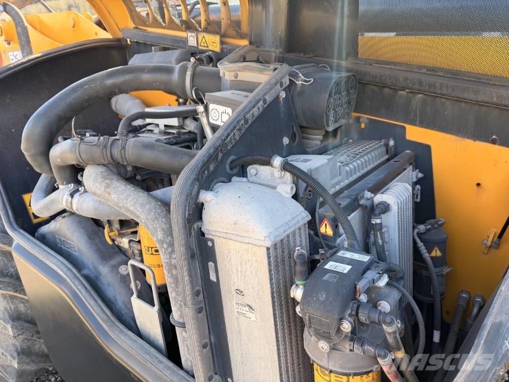 JCB 535-95 Телескопічні навантажувачі