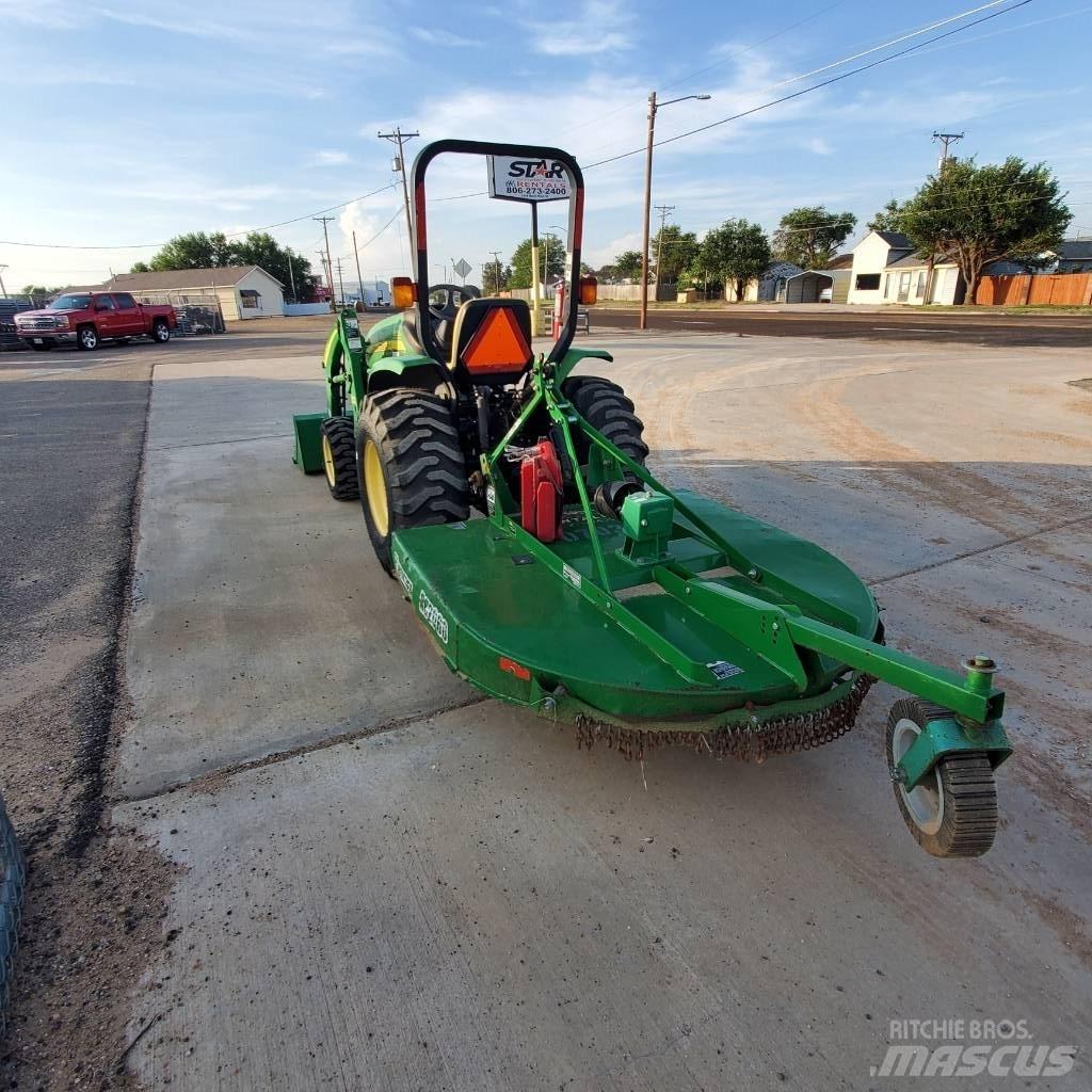 John Deere 3203 Трактори