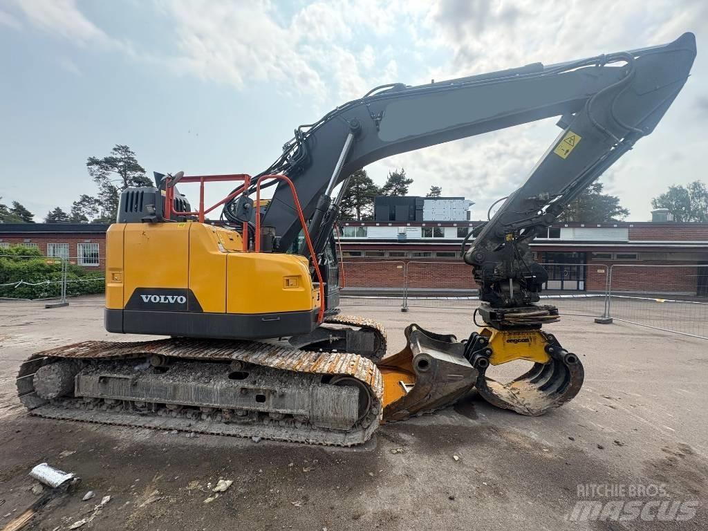 Volvo ECR 235 EL Гусеничні екскаватори