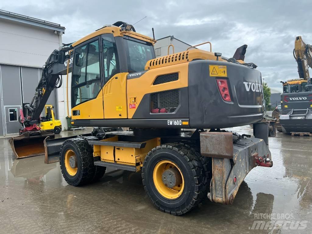 Volvo EW160D Колісні екскаватори