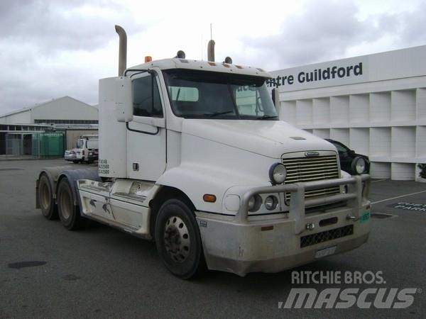 Freightliner FLC112 Тягачі