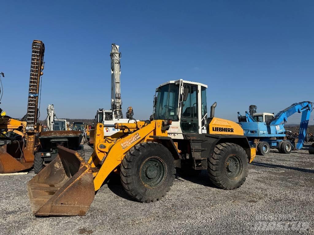 Liebherr L 522 Фронтальні навантажувачі