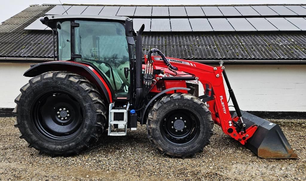 Massey Ferguson 5708 Трактори