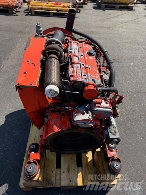 Deutz BF4M 1012 Двигуни