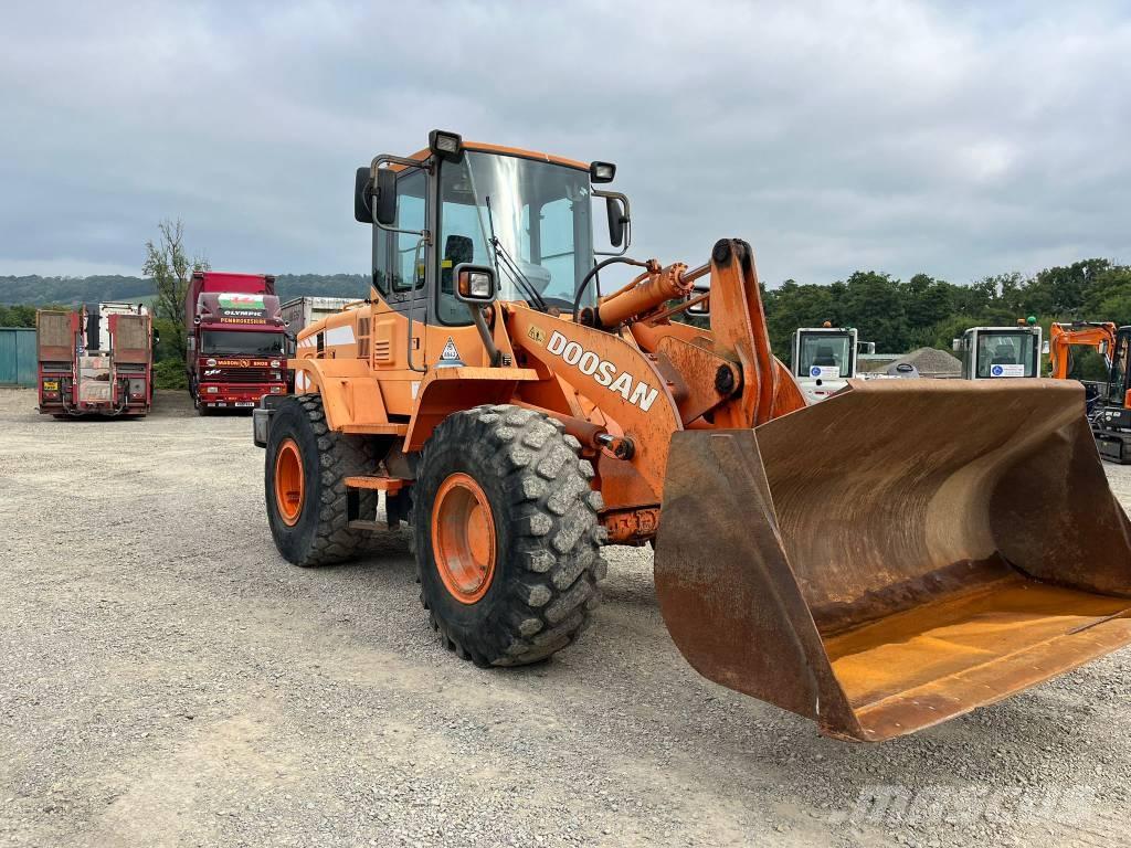 Doosan DL 200 Фронтальні навантажувачі
