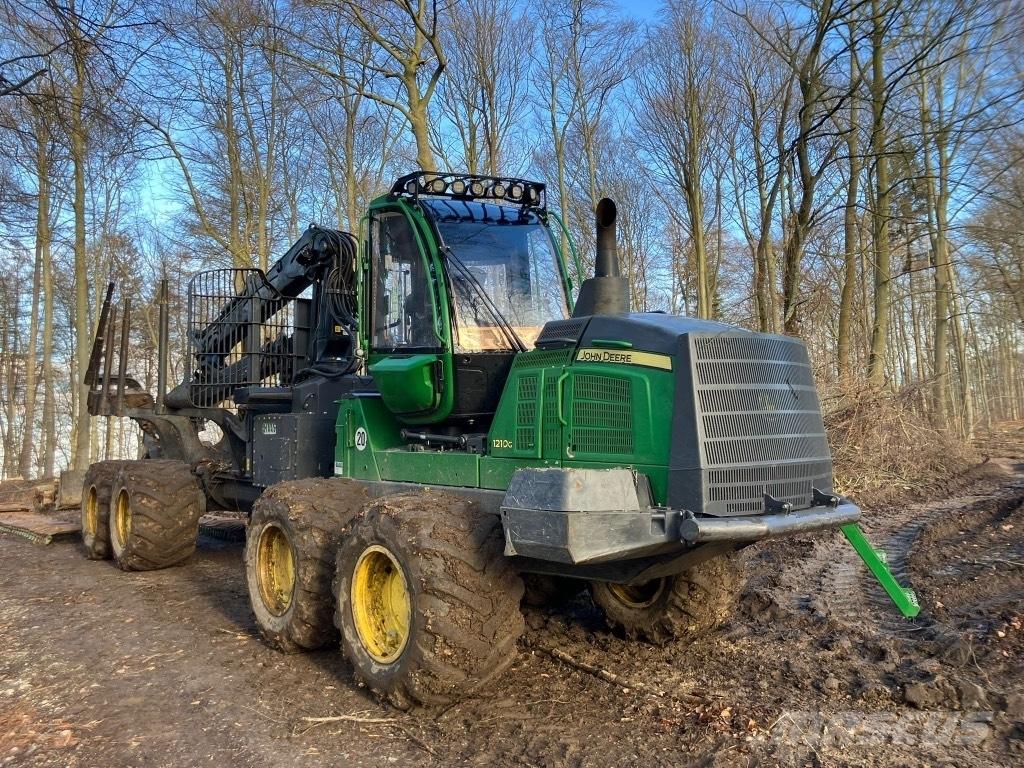 John Deere 1210 G Форвардери