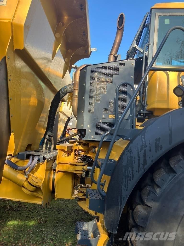 Bell B45E 6x6 Зчленовані самоскиди