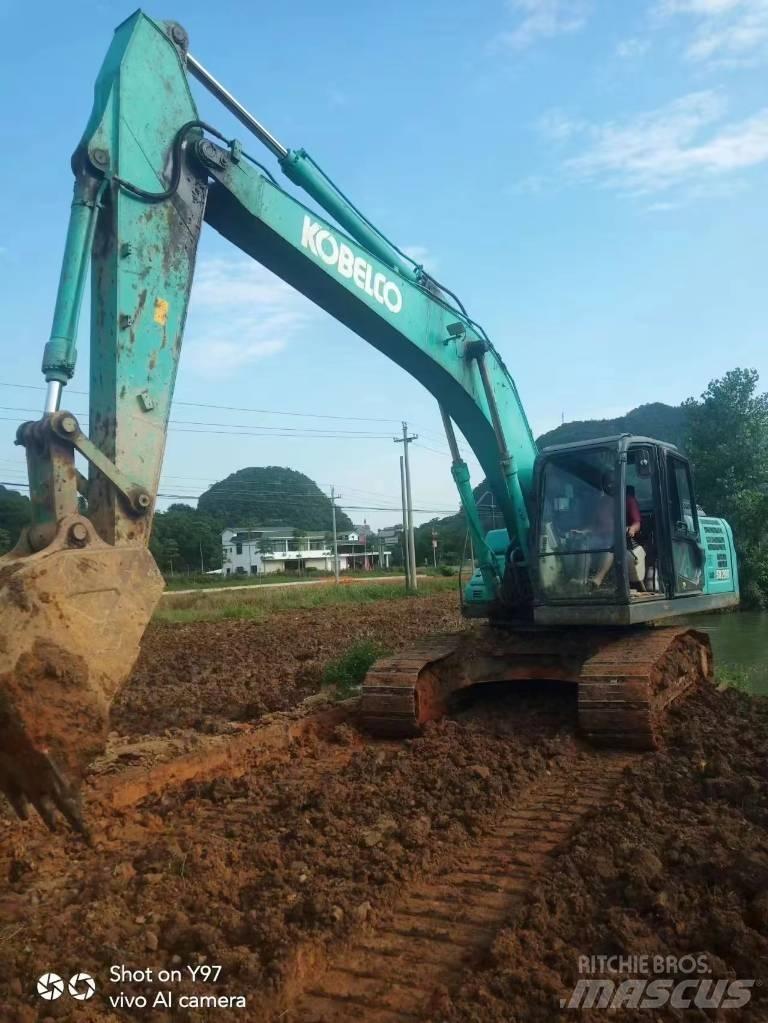 Kobelco SK200-10 Гусеничні екскаватори