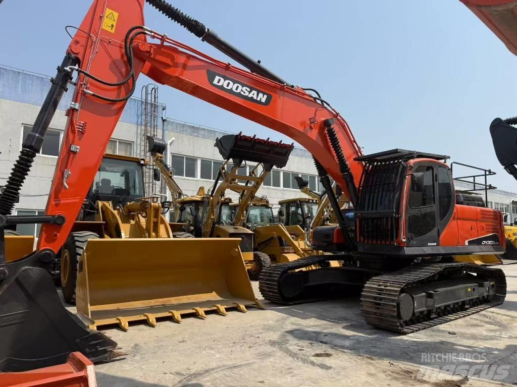Doosan DX 300 LC Гусеничні екскаватори