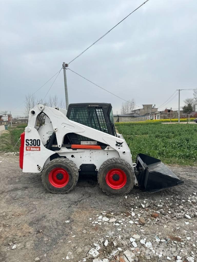 Bobcat S 300 Міні-навантажувачі