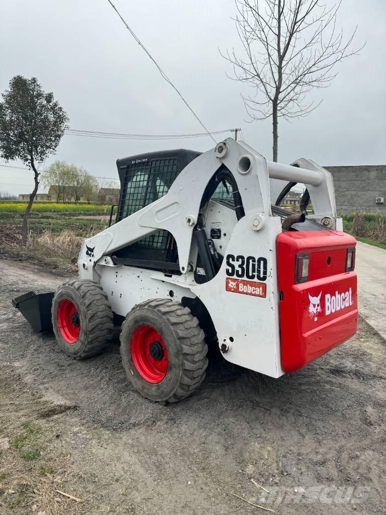 Bobcat S 300 Міні-навантажувачі